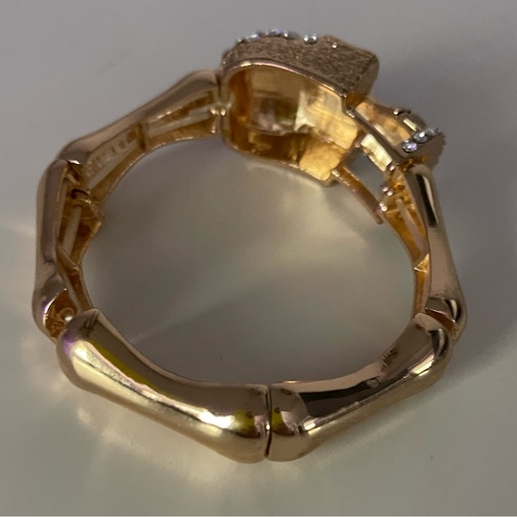 Gold skull bracelet - Picture 3 of 3